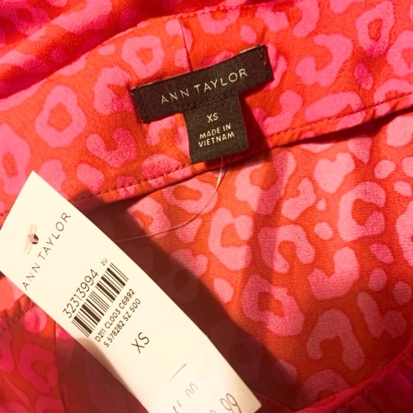 ANN TAYLOR CHEETAH PRINT BLOUSE SIZE X SMALL - Picture 8 of 9